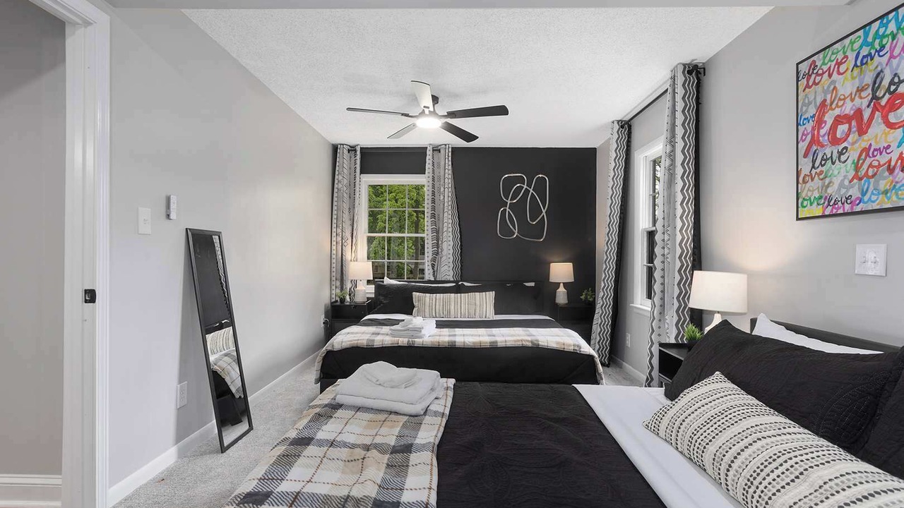 Photo of Bedroom in Lee's Summit