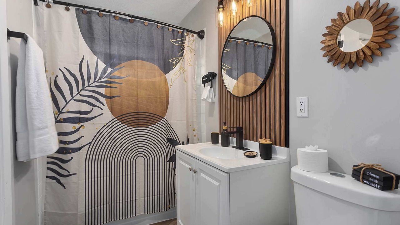Photo of Bathroom in Lee's Summit