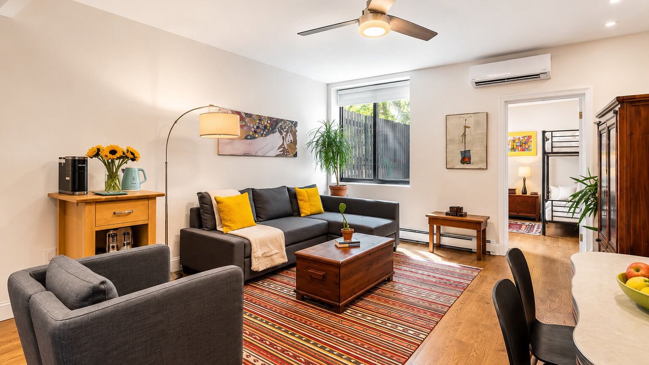 Photo of Livingroom in East Harlem