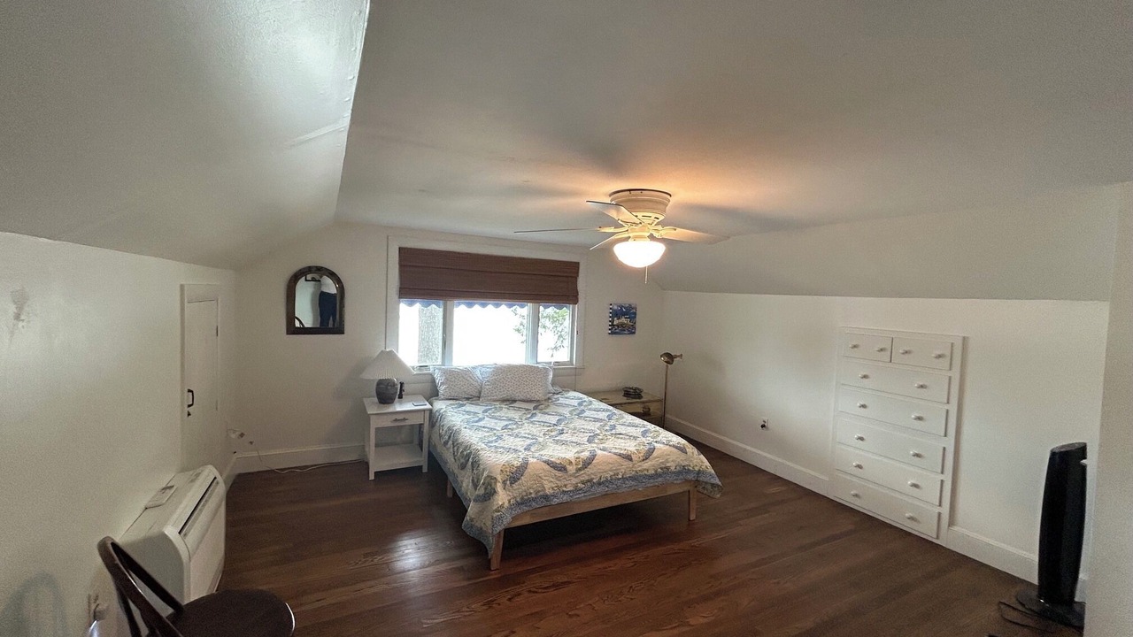 Photo of Bedroom in Freeport