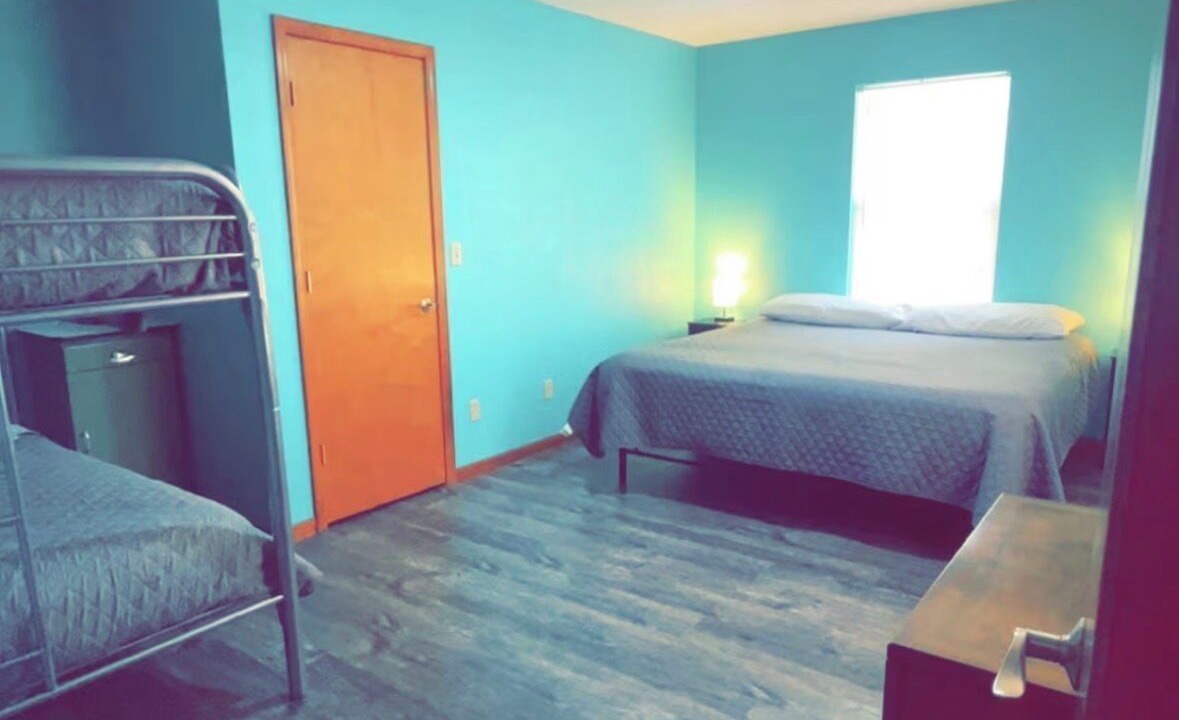 Photo of Bedroom in Camdenton