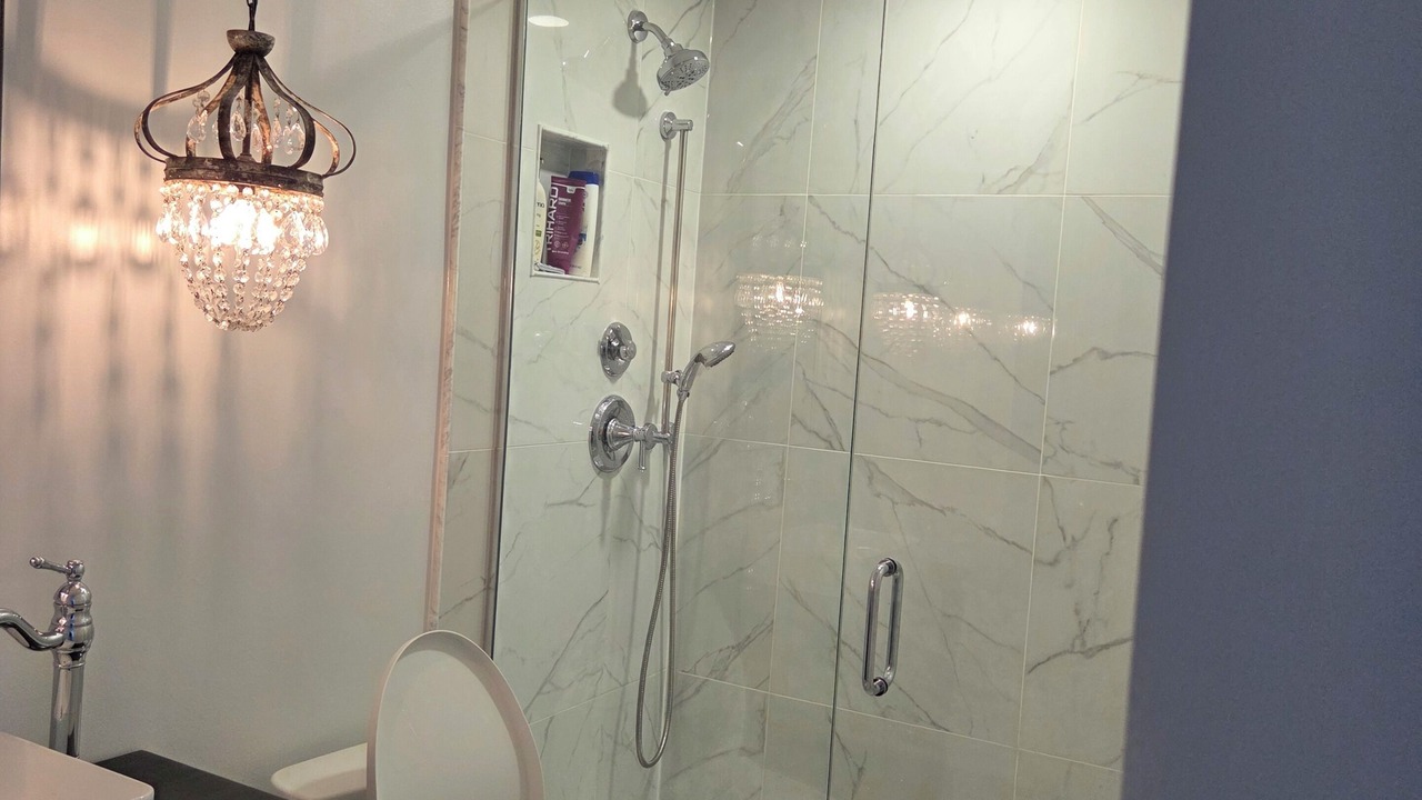 Photo of Bathroom in Lake Shangrila