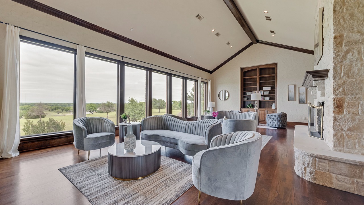 Photo of Livingroom in Denton