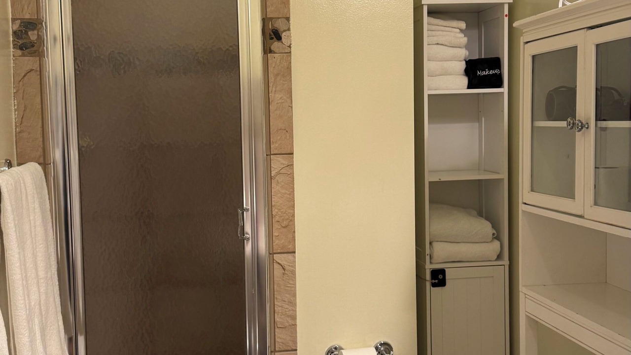 Photo of Bathroom in Downtown Baltimore