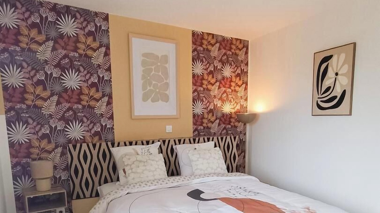 Photo of Bedroom in Degagnac