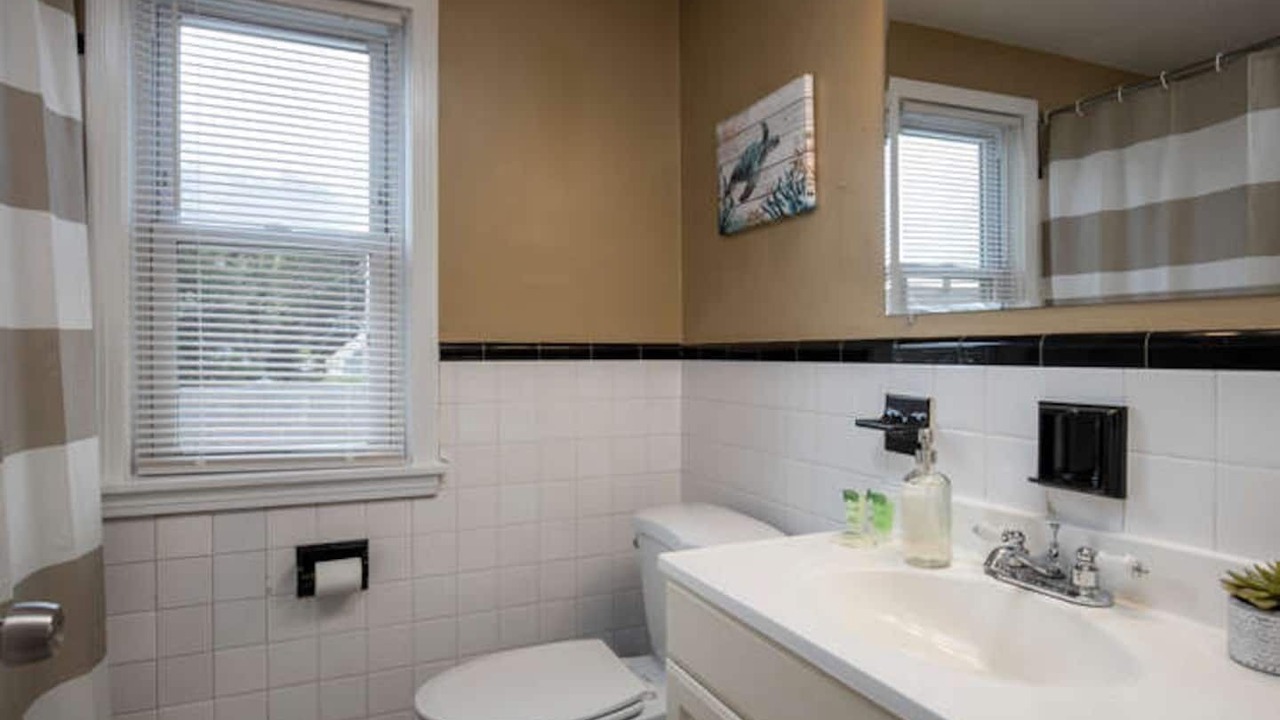 Photo of Bathroom in West Seneca