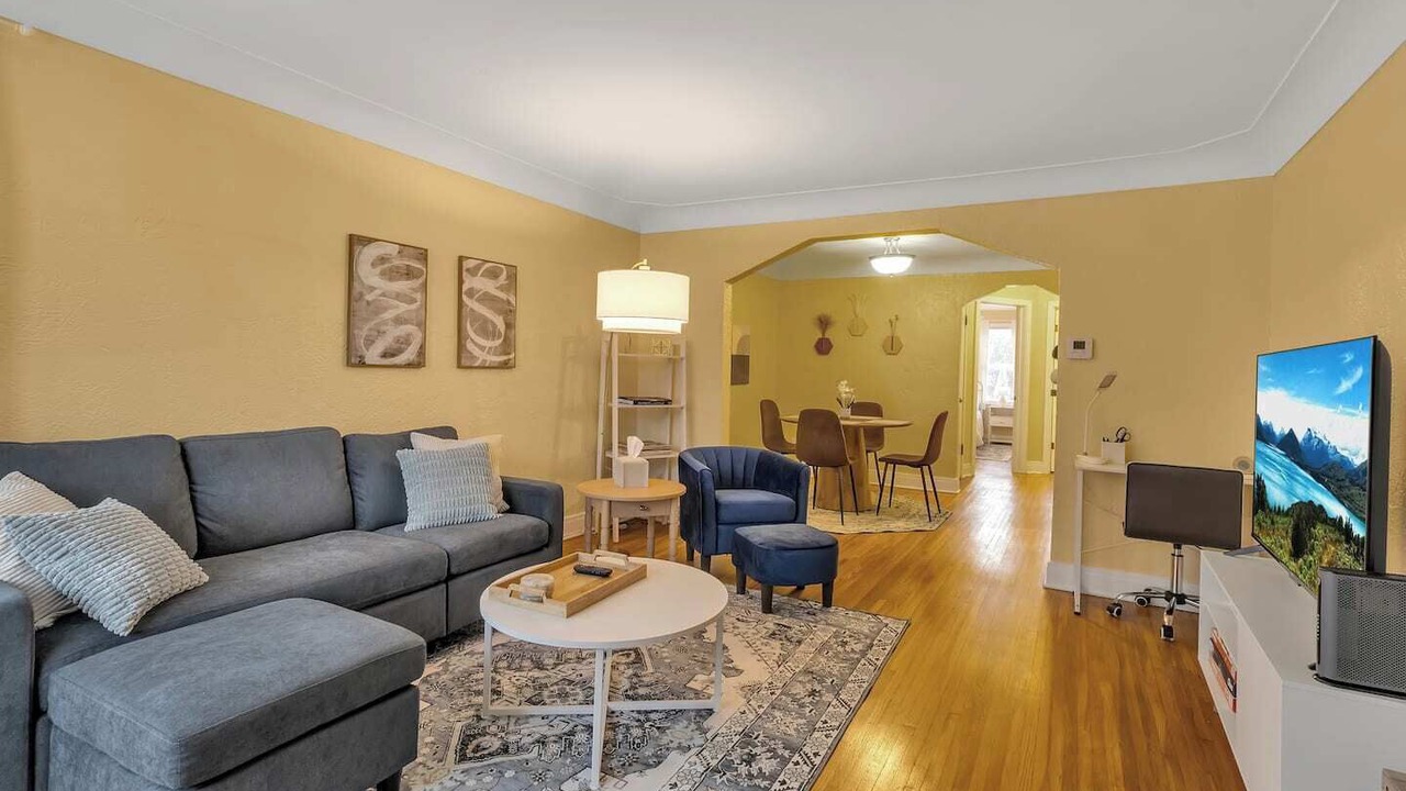 Photo of Livingroom in West Seneca