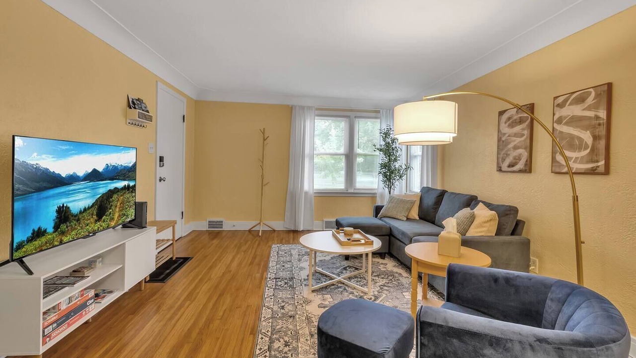 Photo of Livingroom in West Seneca
