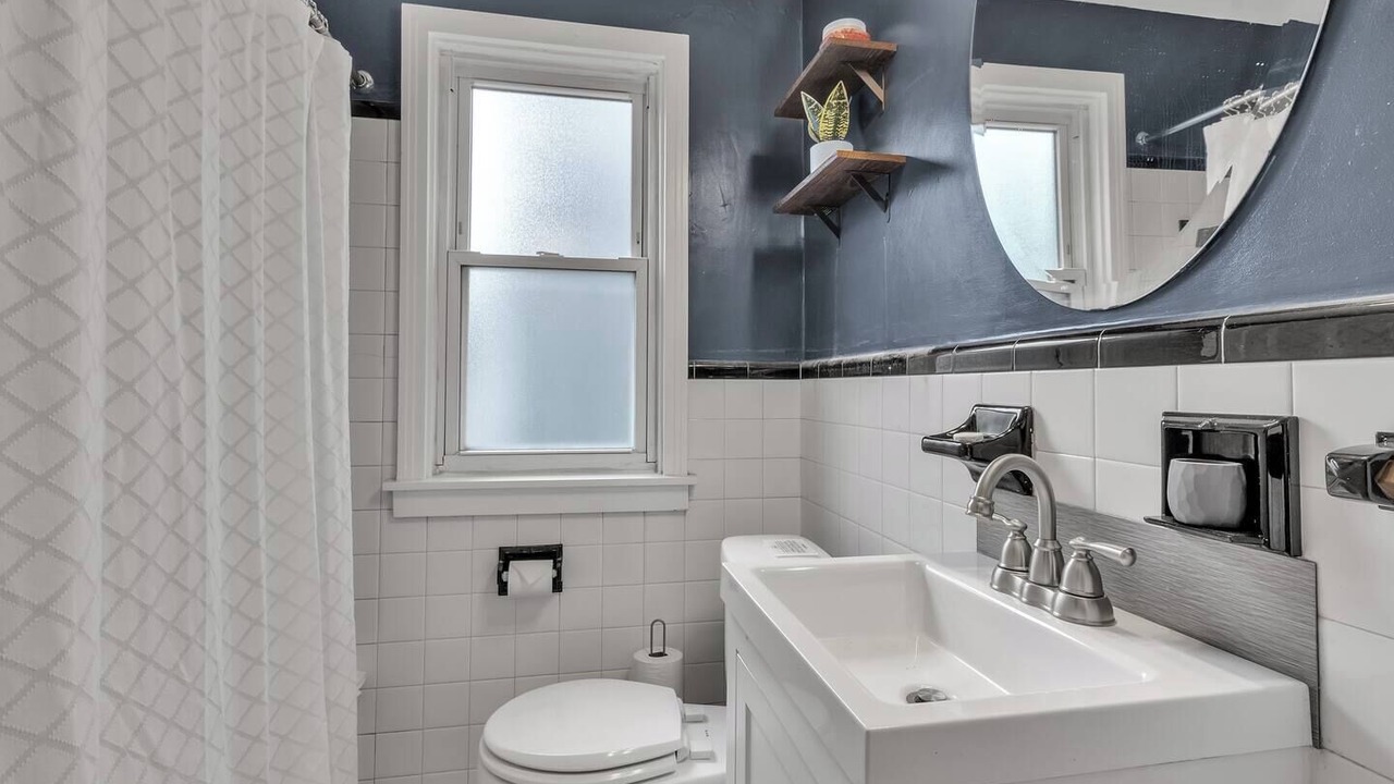 Photo of Bathroom in West Seneca