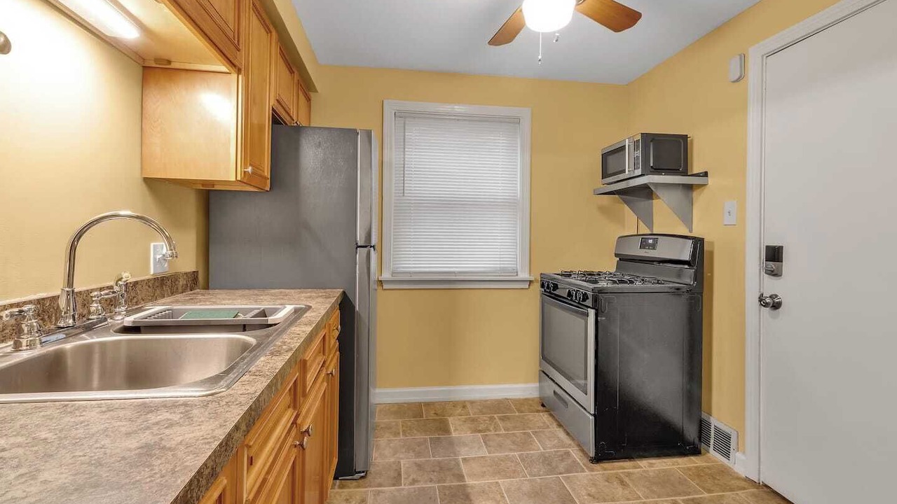 Photo of Kitchen in West Seneca