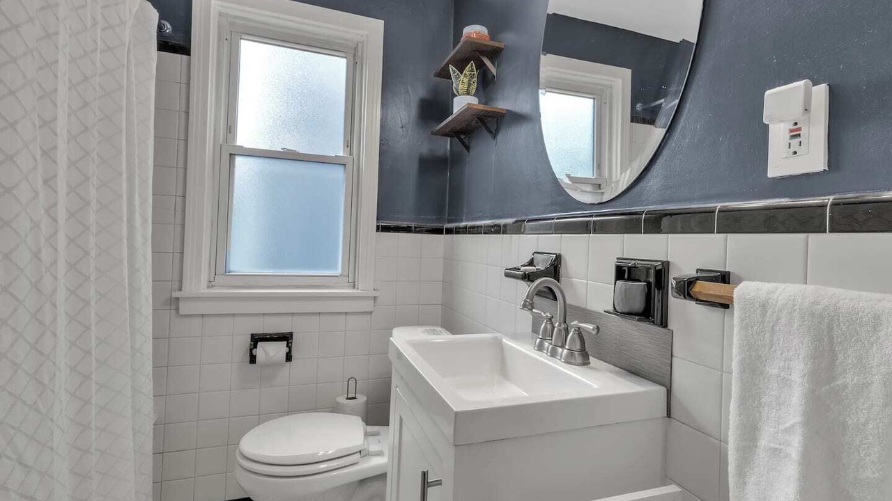 Photo of Bathroom in West Seneca