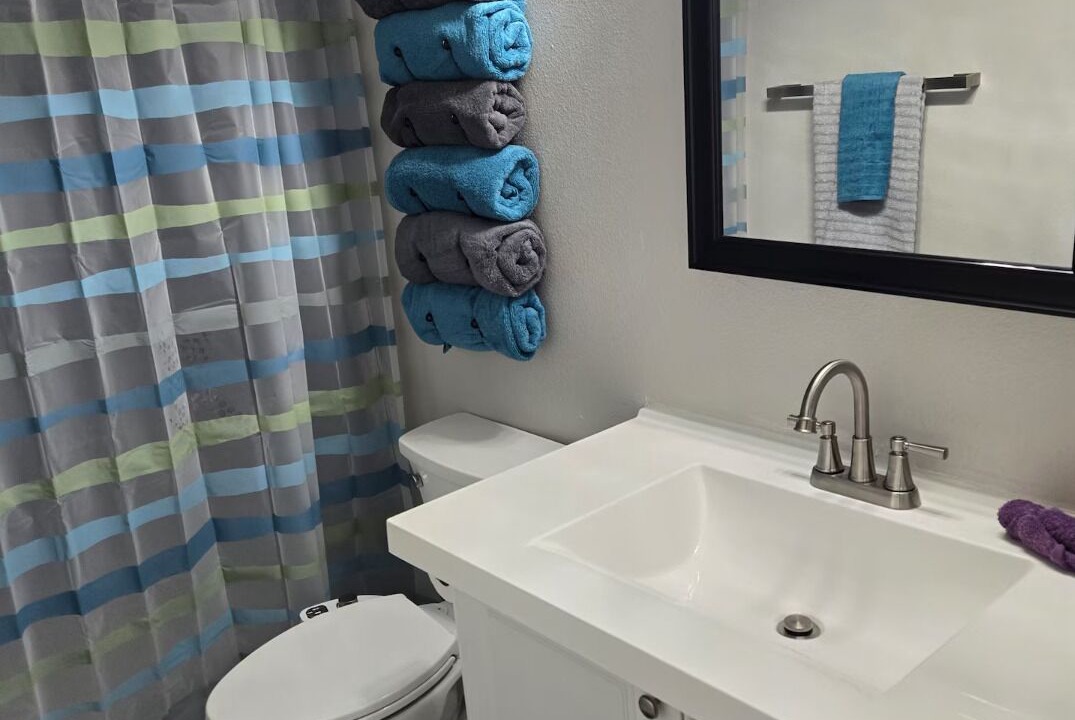 Photo of Bathroom in Central Arlington