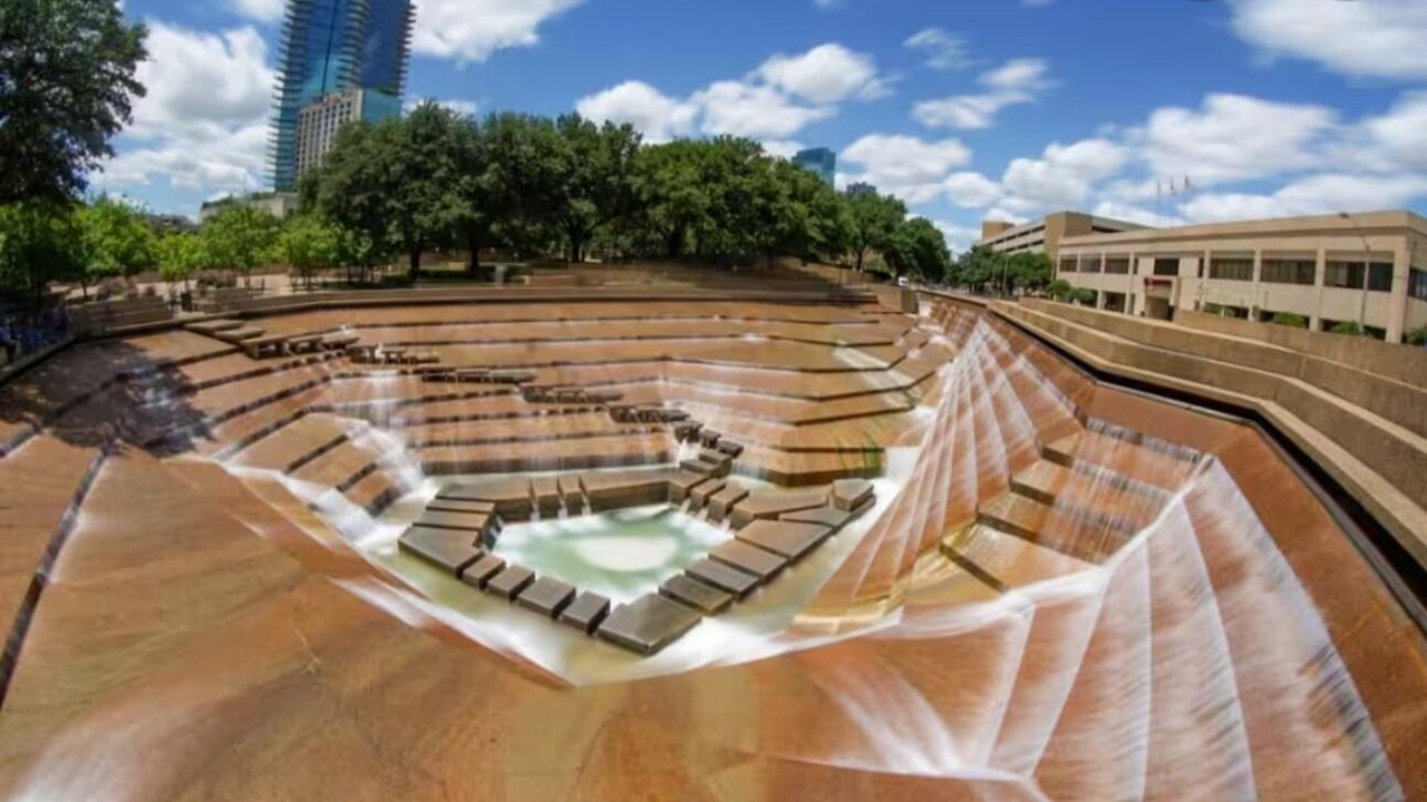 Photo of Outdoor in Central Arlington