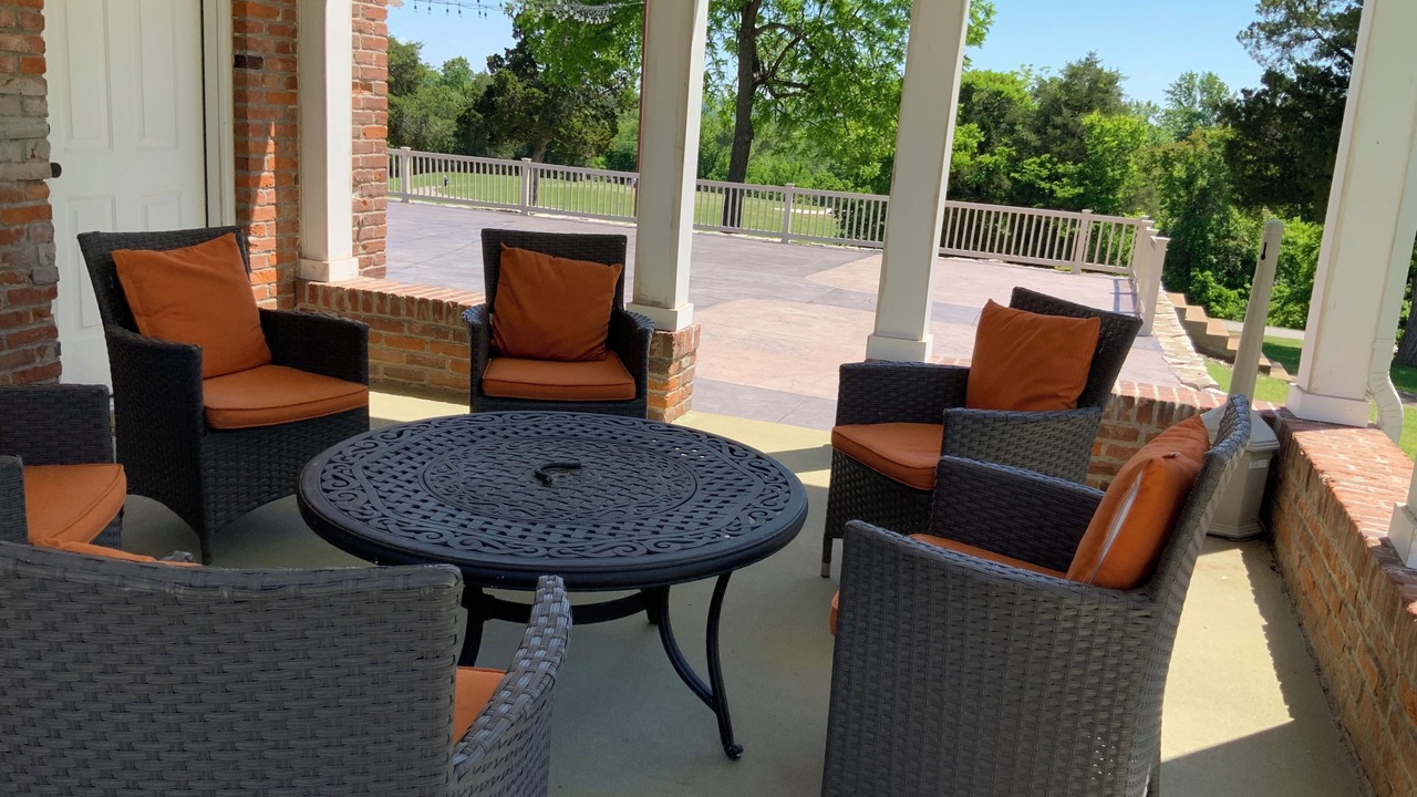 Photo of Patio Balcony in Goldman