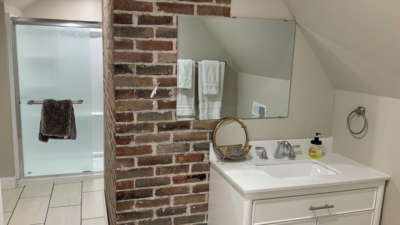 Photo of Bathroom in Goldman