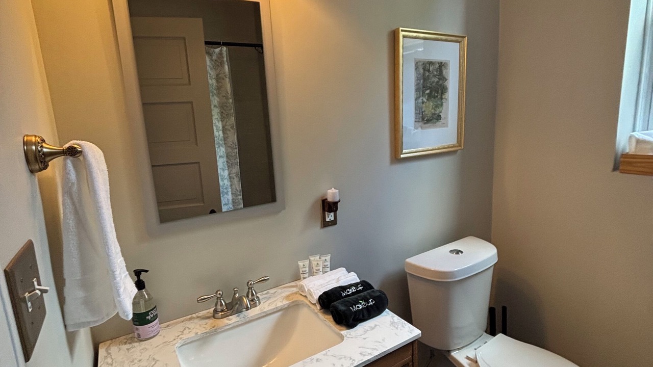 Photo of Bathroom in Tower Grove East
