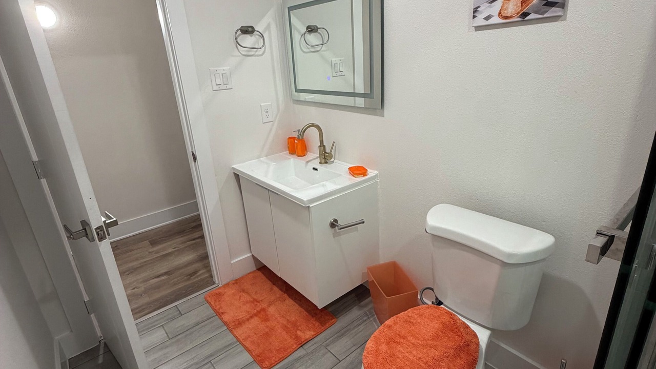 Photo of Bathroom in Old East Dallas