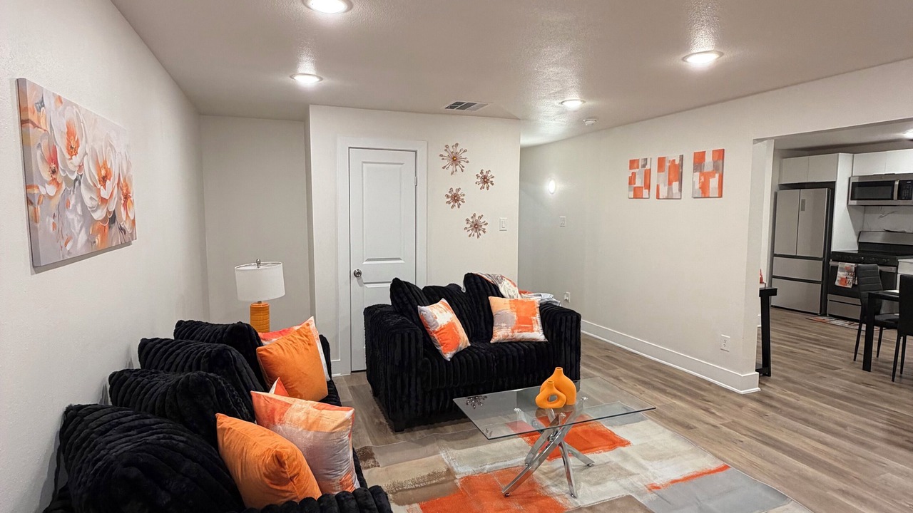 Photo of Livingroom in Old East Dallas