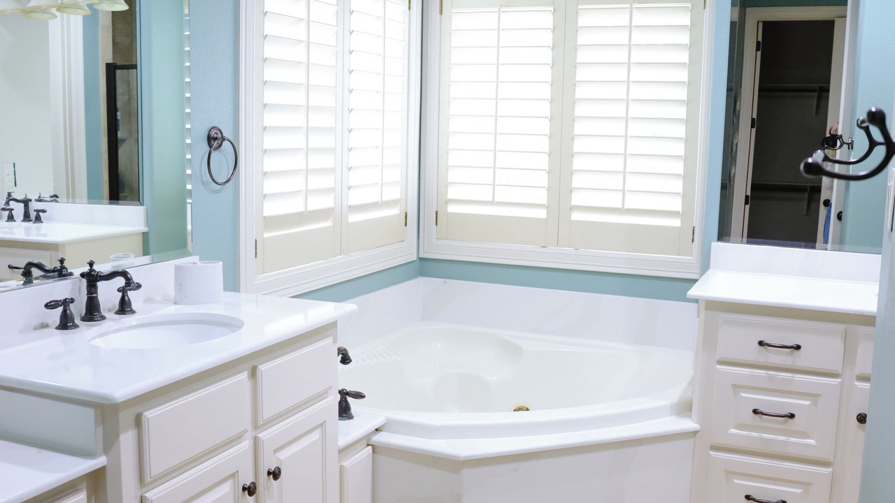 Photo of Bathroom in Williams Creek