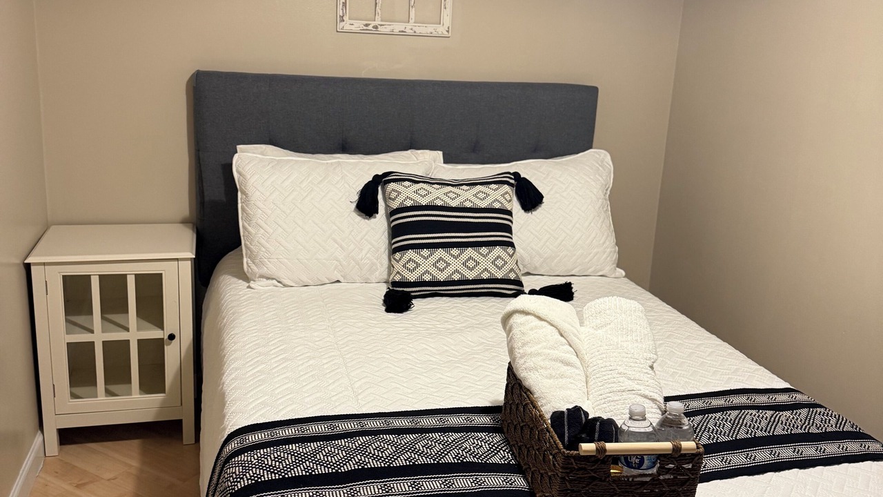 Photo of Bedroom in Urbana