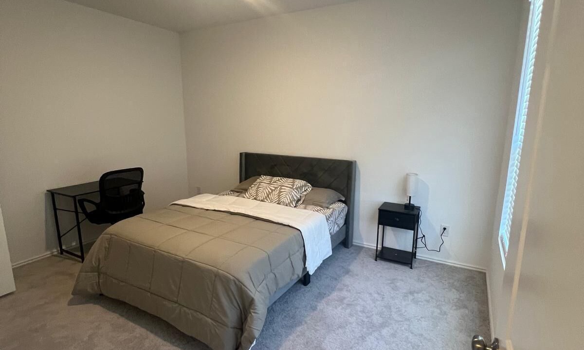 Photo of Bedroom in Kyle