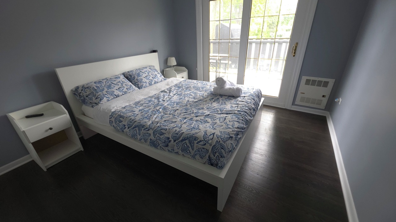 Photo of Bedroom in Bensenville