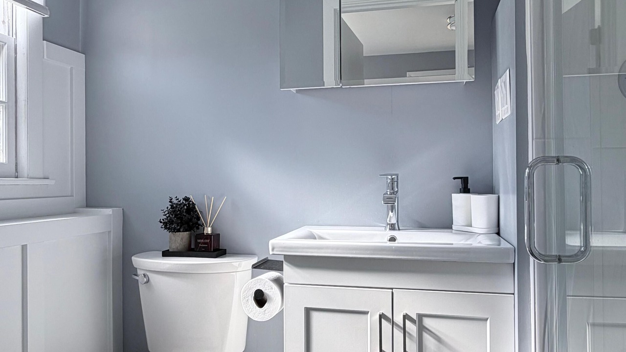 Photo of Bathroom in Bensenville