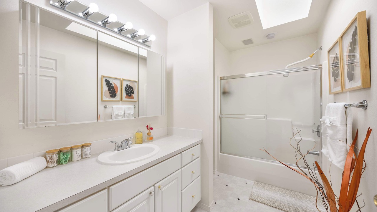 Photo of Bathroom in Kingsgate