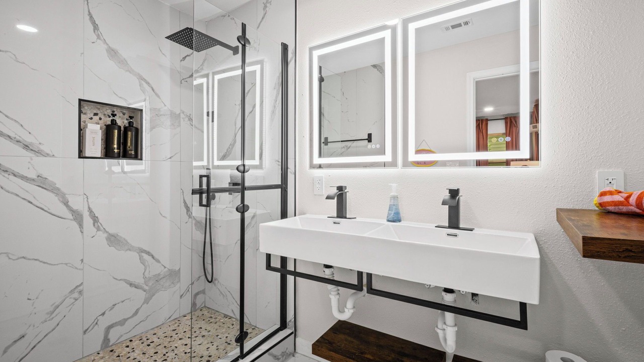 Photo of Bathroom in Richland Hills