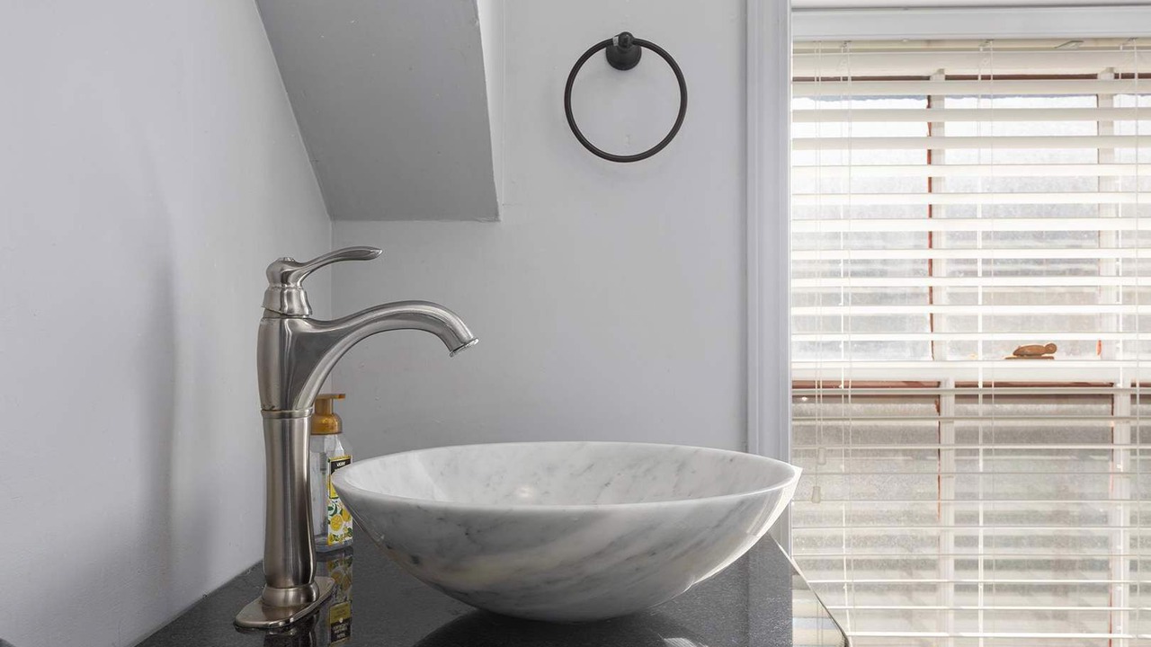 Photo of Bathroom in Hanover Place