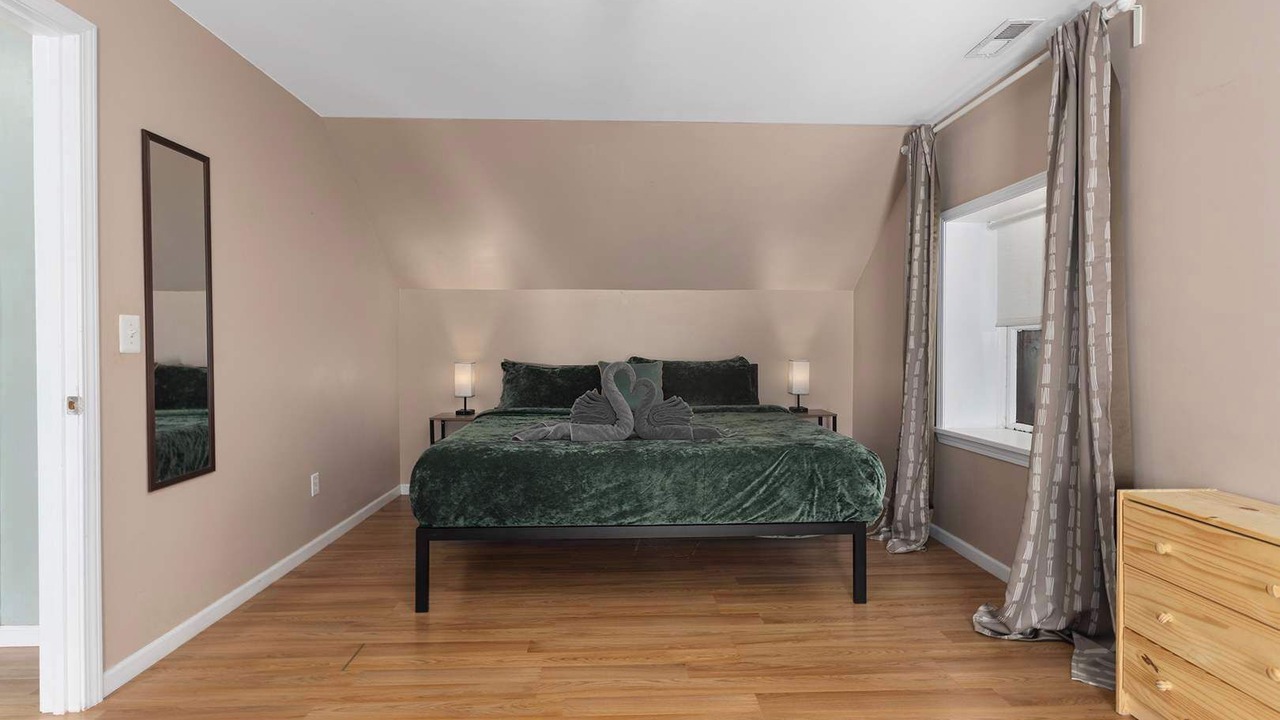 Photo of Bedroom in Hanover Place