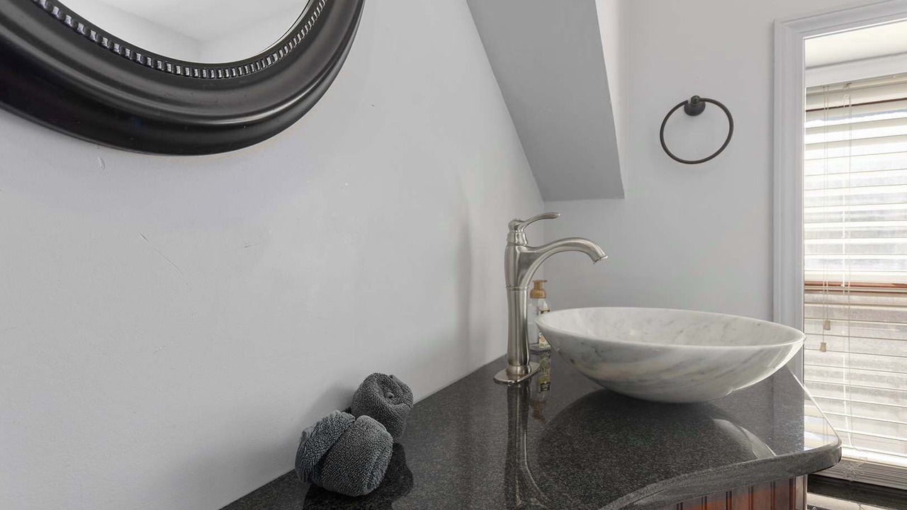 Photo of Bathroom in Hanover Place