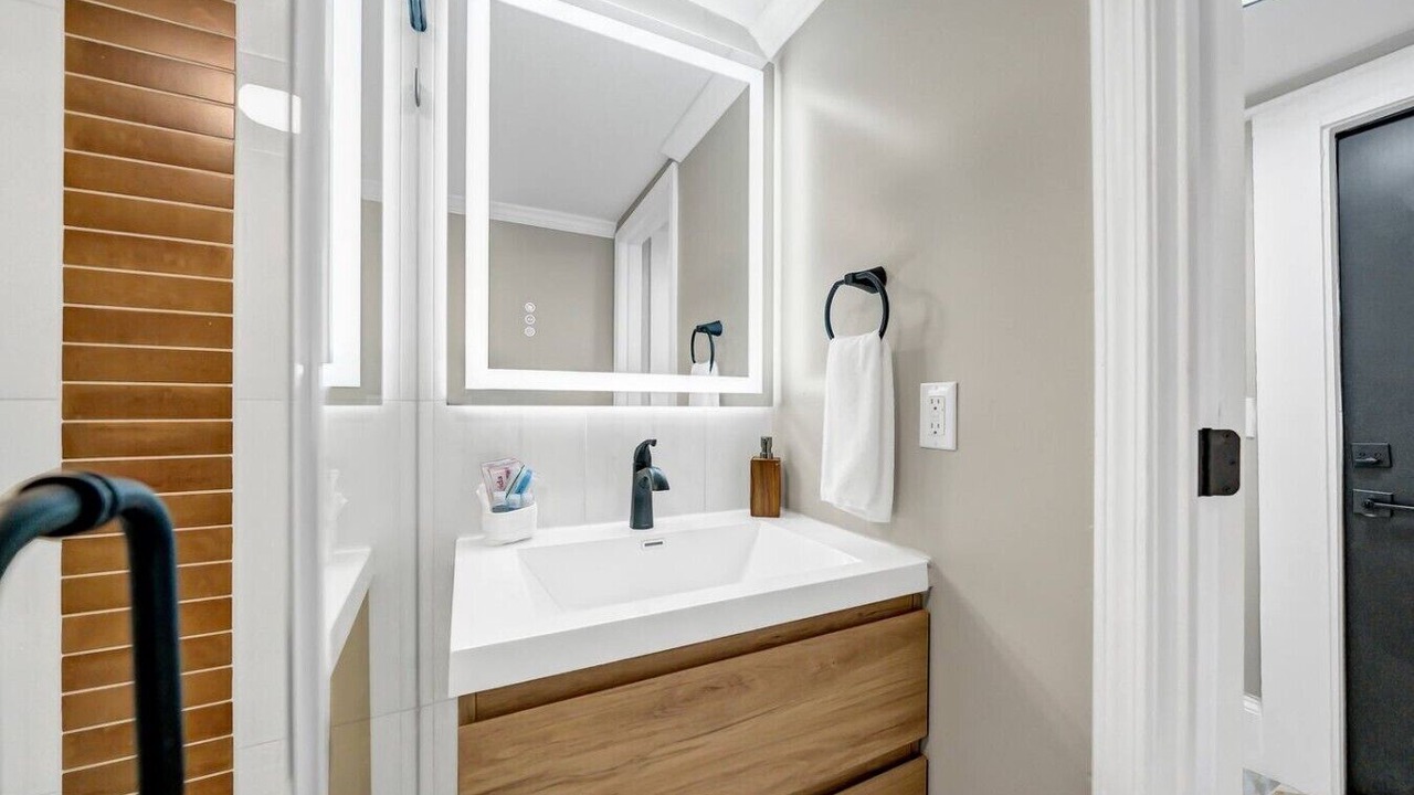 Photo of Bathroom in Earlewood