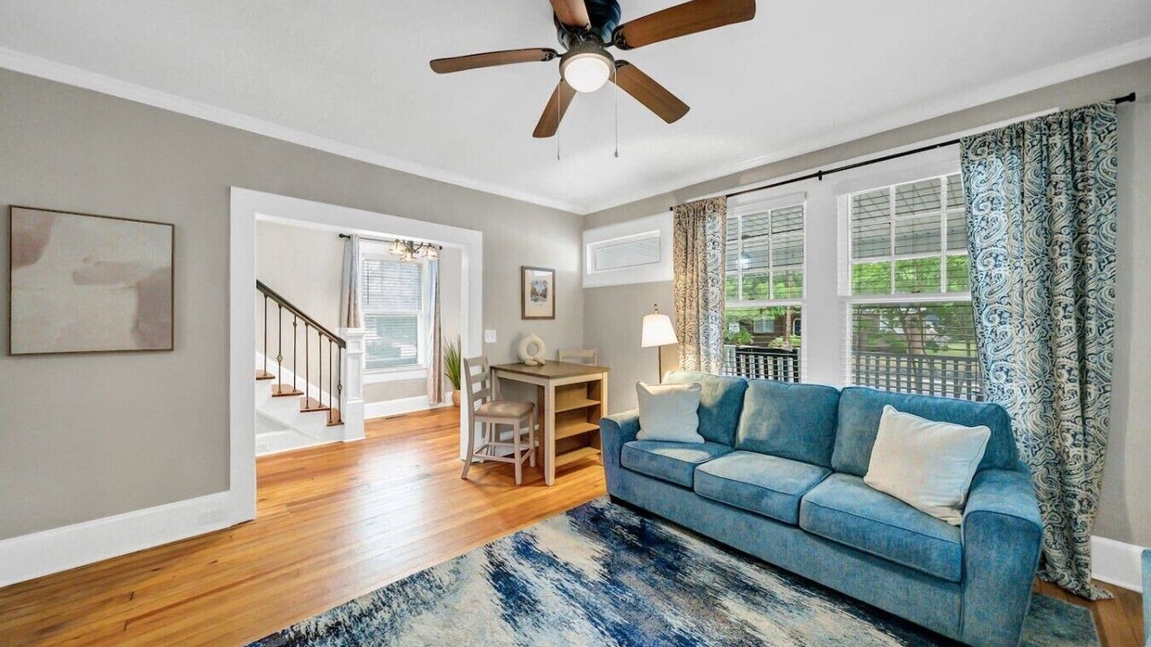 Photo of Livingroom in Earlewood