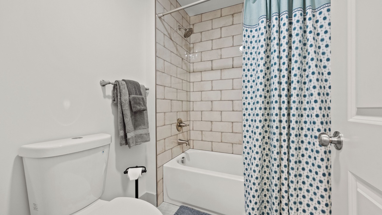 Photo of Bathroom in Mableton