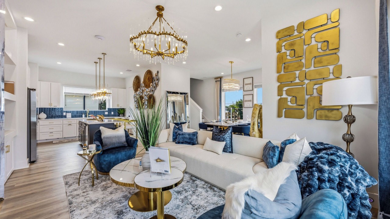 Photo of Livingroom in Garden Oaks