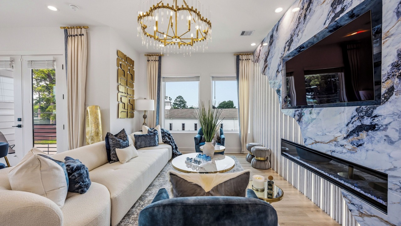 Photo of Livingroom in Garden Oaks