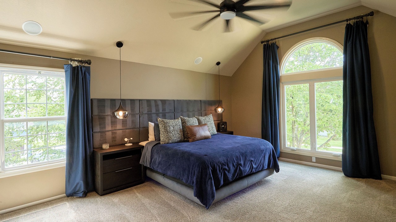 Photo of Bedroom in Lenexa
