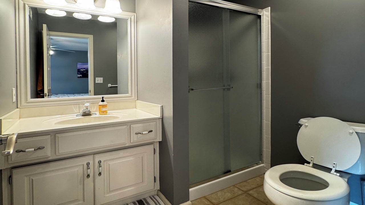 Photo of Bathroom in Lenexa