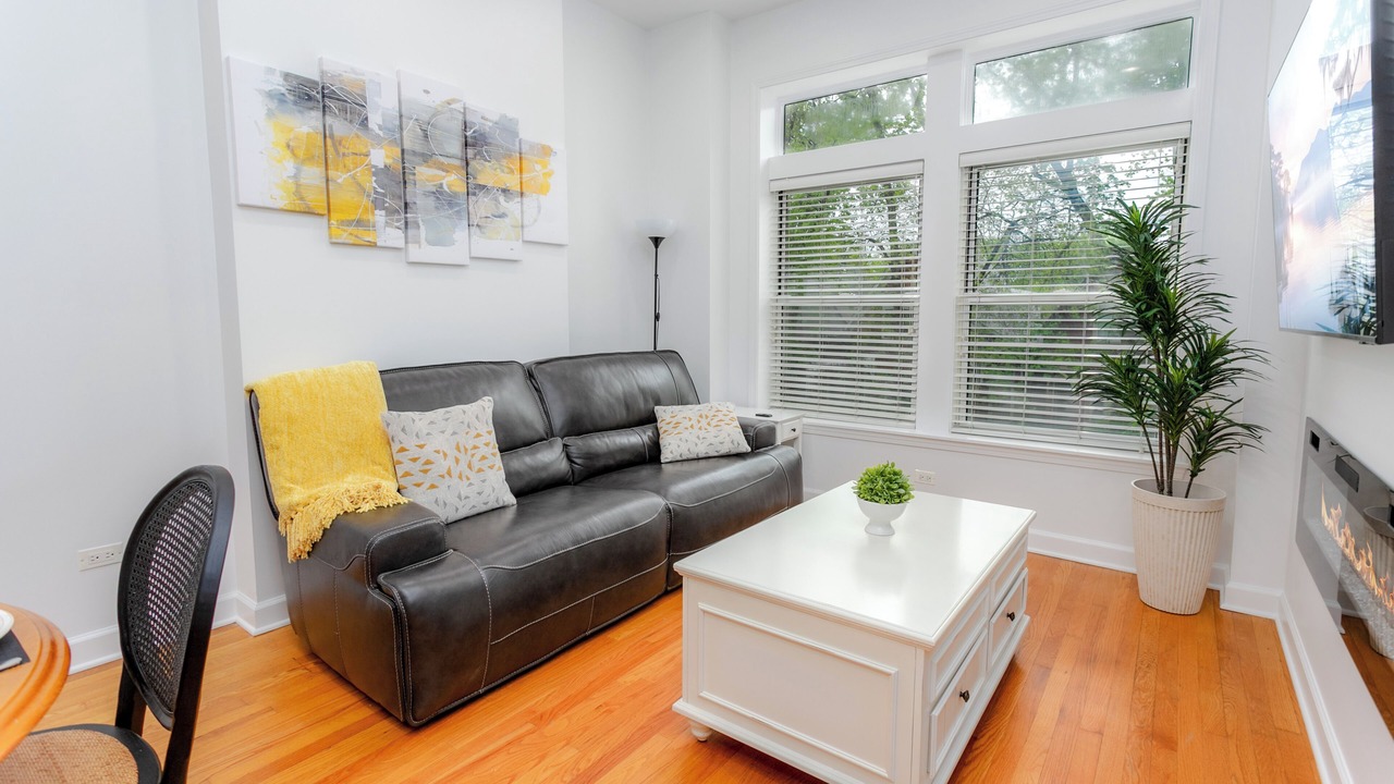 Photo of Livingroom in Bucktown