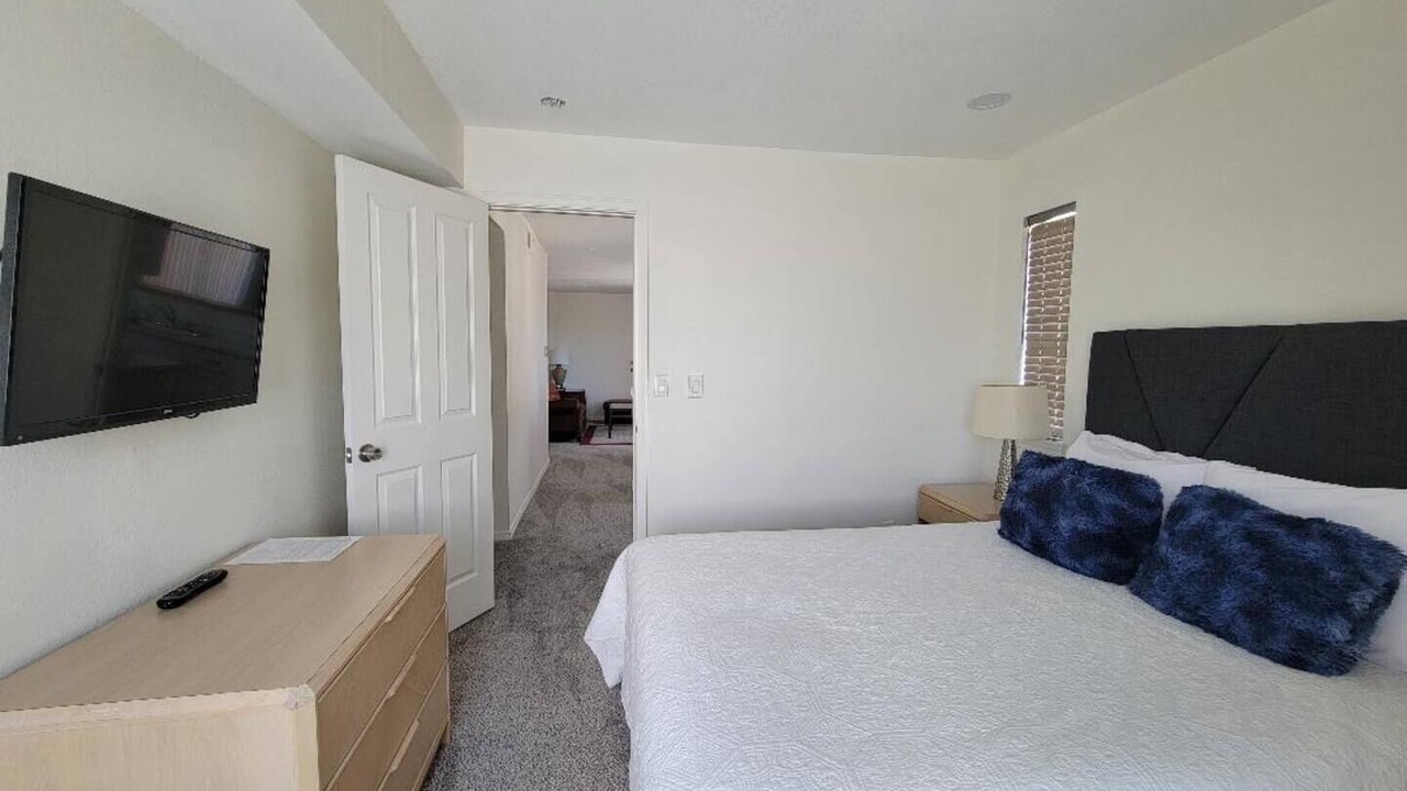 Photo of Bedroom in Englewood
