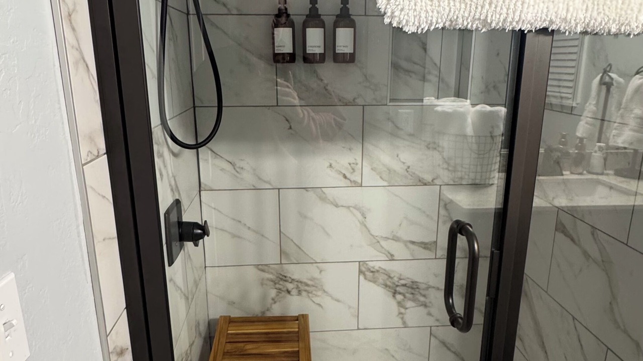 Photo of Bathroom in Elk City