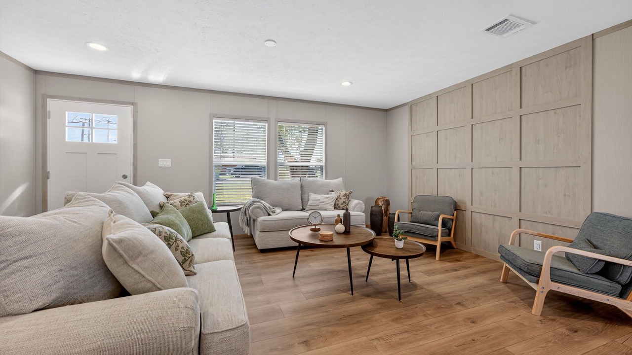 Photo of Livingroom in Adkins