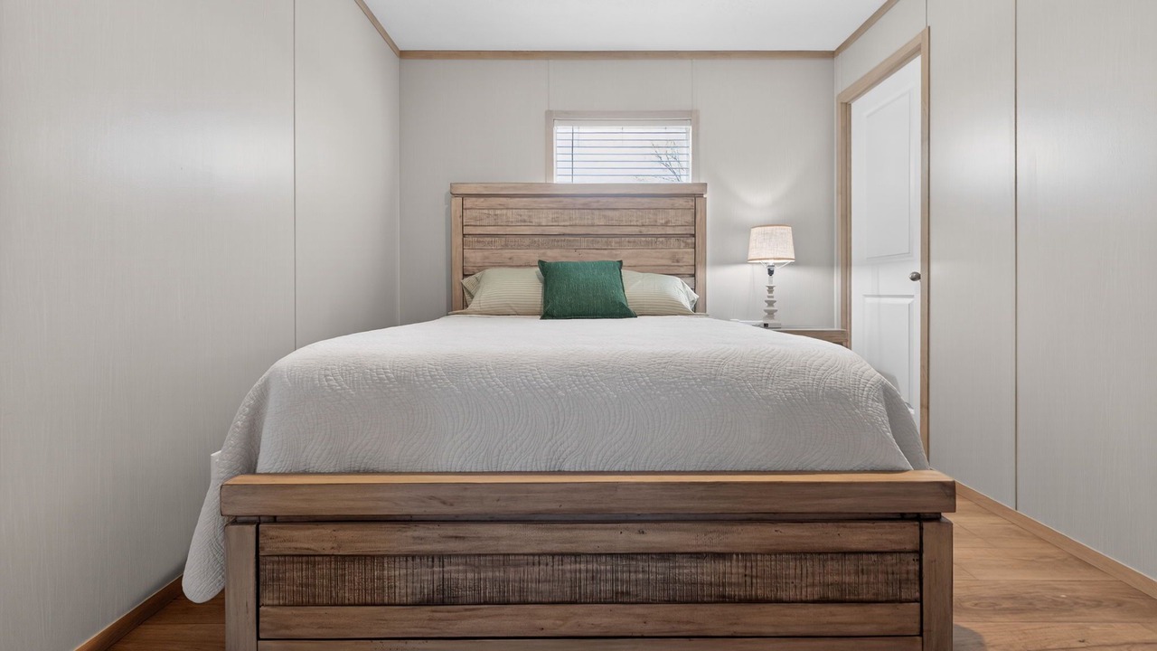 Photo of Bedroom in Adkins