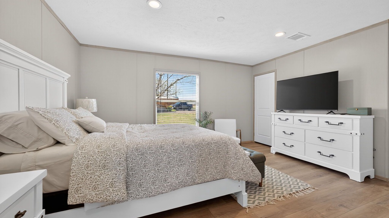 Photo of Bedroom in Adkins