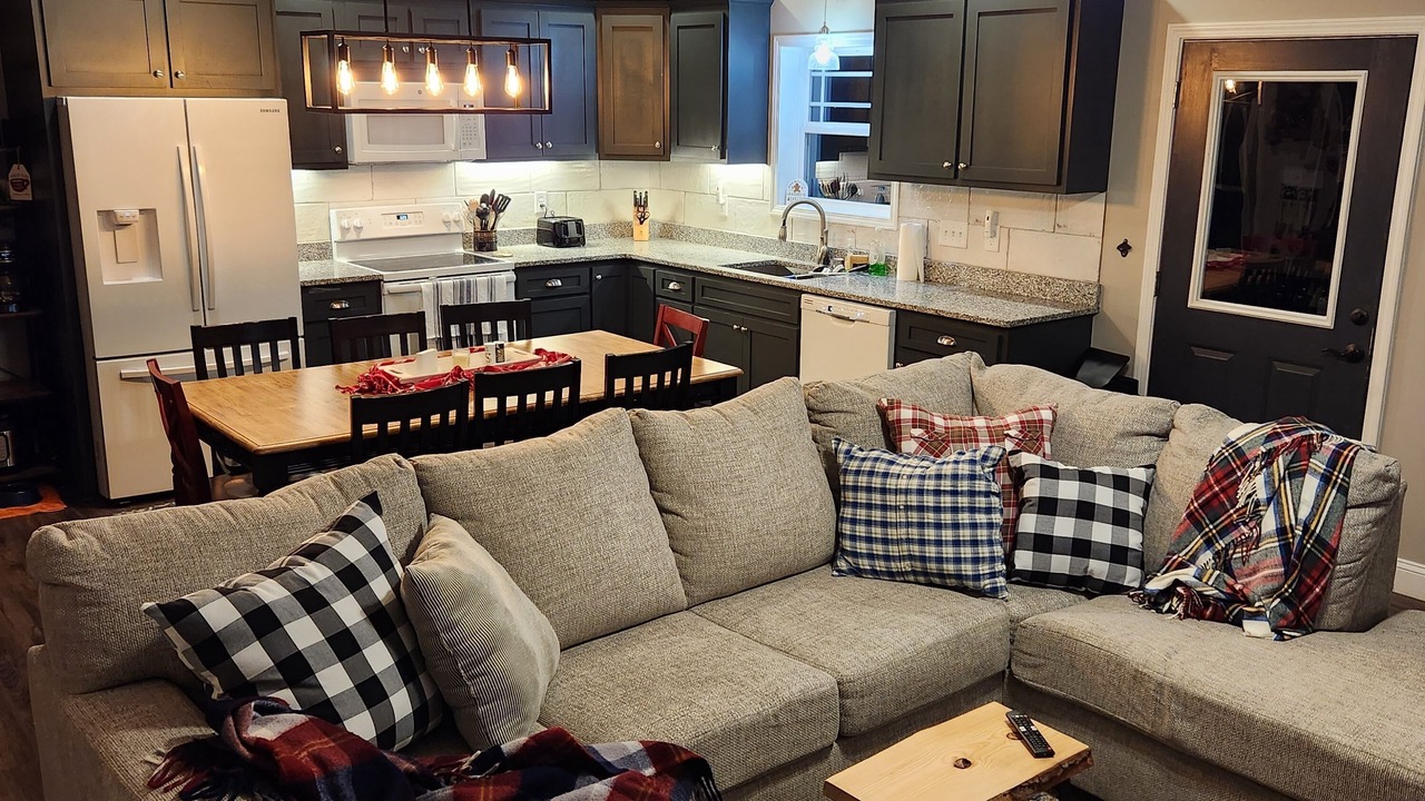 Photo of Livingroom in Toccoa
