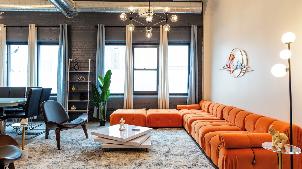 Photo of Livingroom in Near South Side
