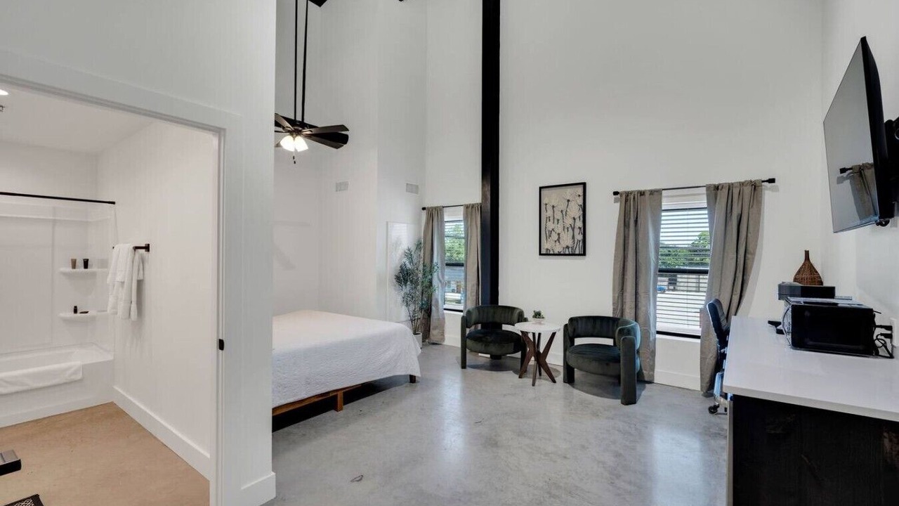 Photo of Bedroom in Midlothian