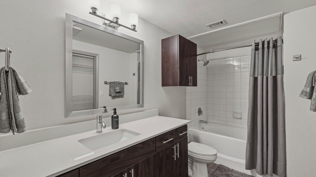 Photo of Bathroom in Cityplace