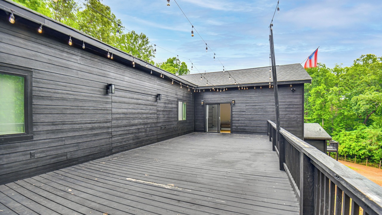 Photo of Patio Balcony in Banks County